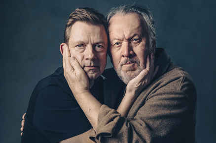 Link til Bjørn Eidsvåg og Bjarte Tjøstheim hotellpakke med billetter