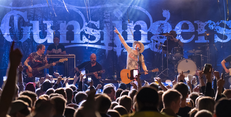 Promobilde for Gunslingers Stavanger Konserthus hotellpakke med billetter
