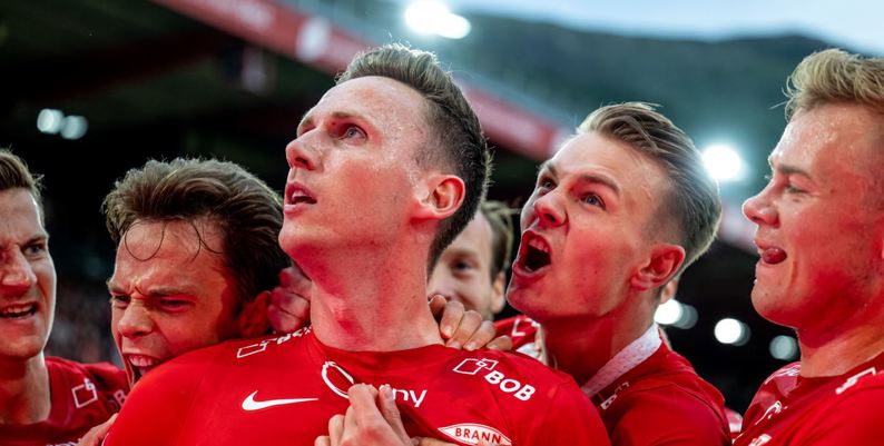 Promobilde for Brann Stroemsgodset hotellpakke med billetter