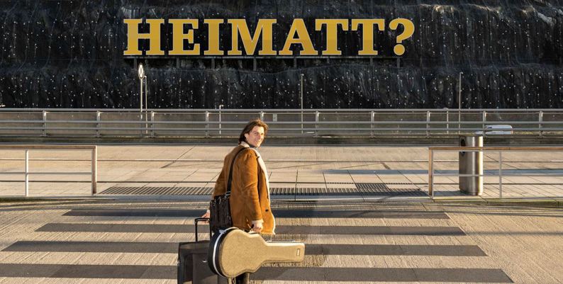Promobilde for Heimatt Det Vestnorske Teateret hotellpakke med billetter